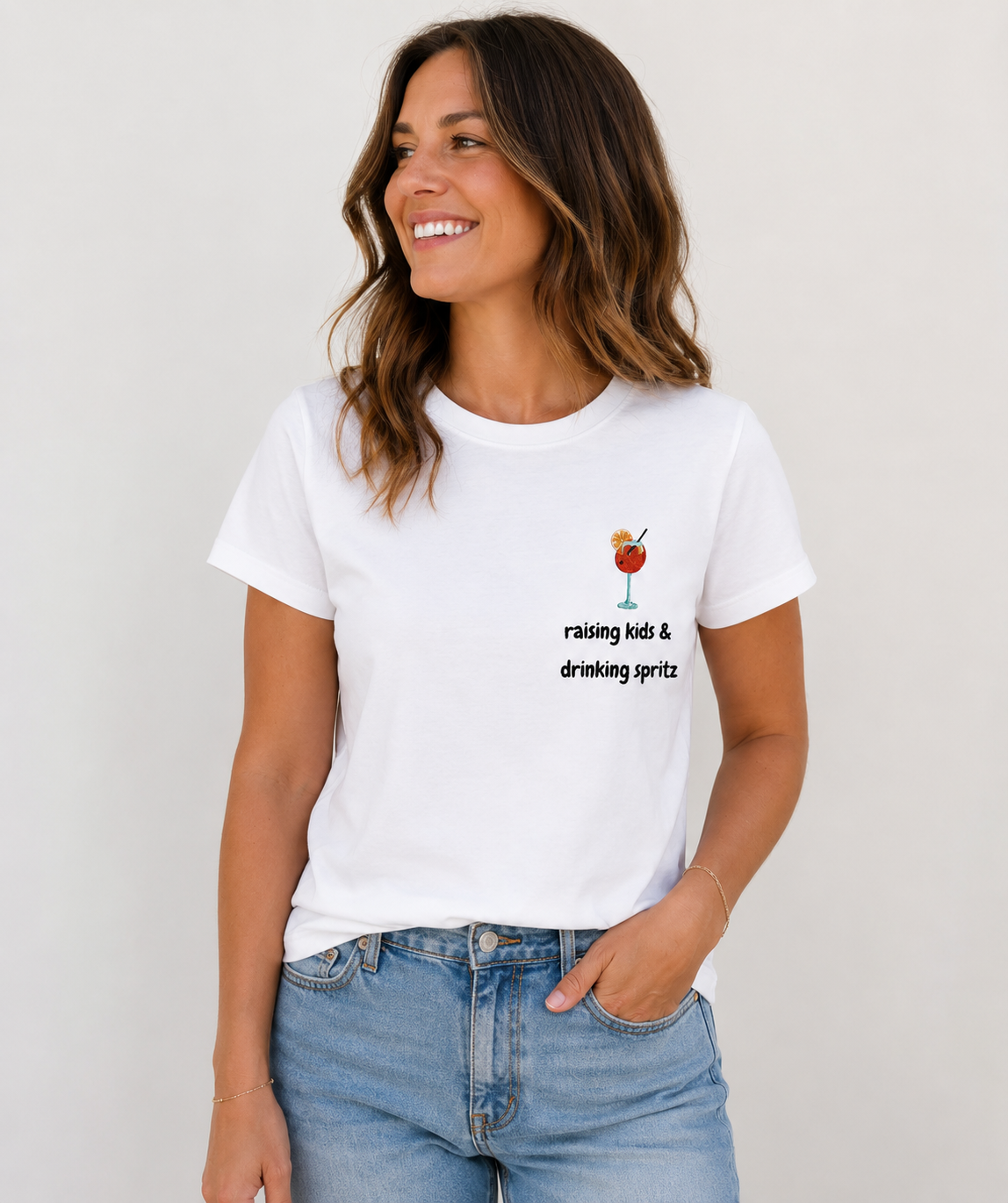 T-shirt raising kids & drinking spritz
